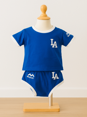 Bộ đồ thể thao Blue Breeze dành cho bé trai và bé gái