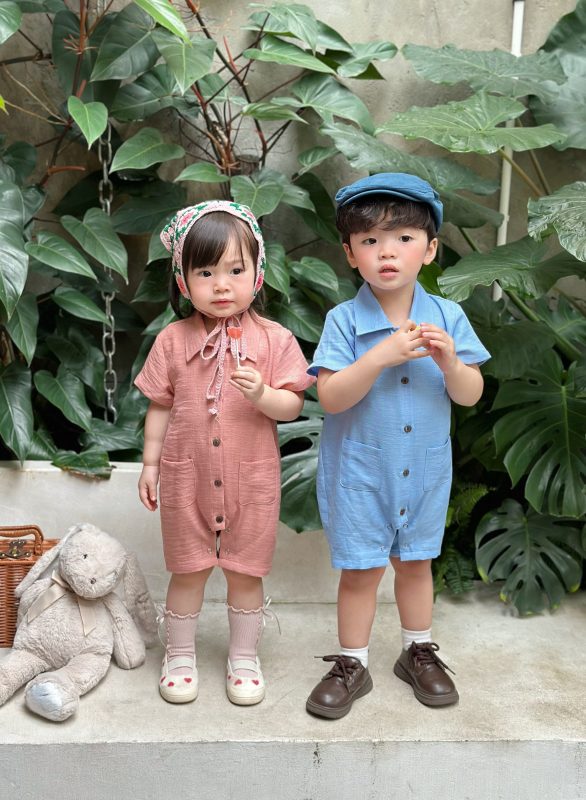 Bộ liền thân Blush & Cloud chất vải tơ vân mây thanh lịch cho bé trai và bé gái